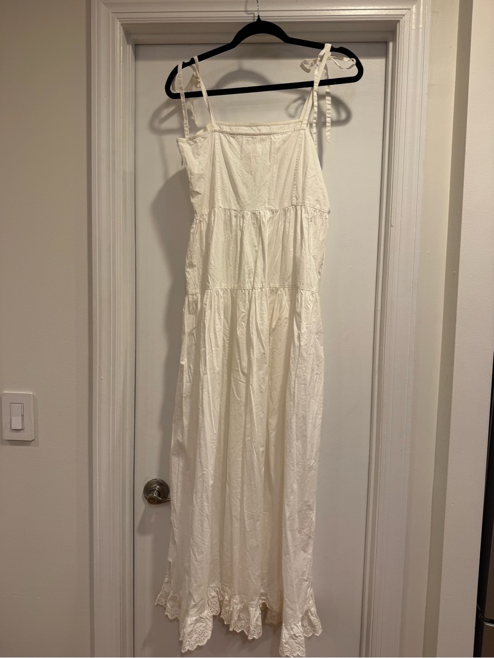 Doen White Maxi Dress